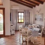 Q Garden Appartement San Teodoro (Sardinia)